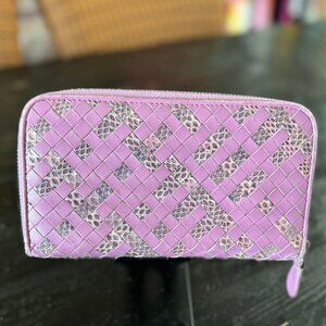Bottega Venetta Intrecciato Pink Leather Long Wallet